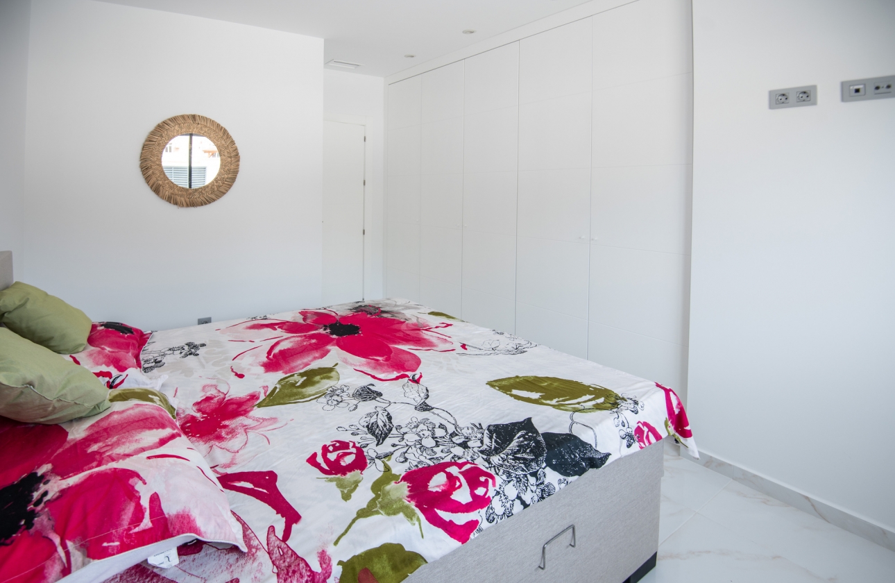 Rynek pierwotny - Detached - Pinar de Campoverde