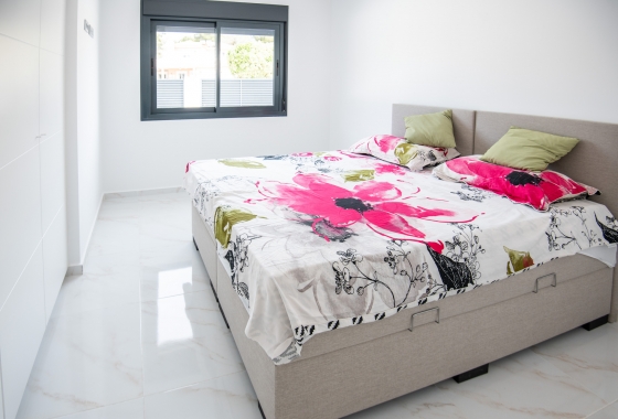 Rynek pierwotny - Detached - Pinar de Campoverde