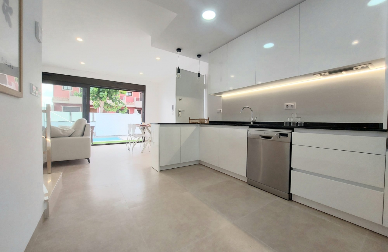 Rynek pierwotny - Szeregowiec - Guardamar del Segura - Las Esperanzas