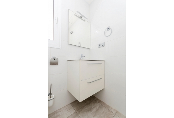 Obra nueva - Adosado - Torrevieja