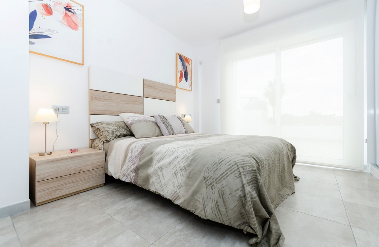 Obra nueva - Adosado - Torrevieja