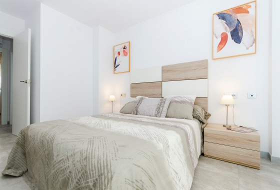 Obra nueva - Adosado - Torrevieja