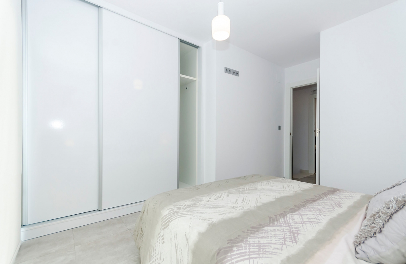 Obra nueva - Adosado - Torrevieja