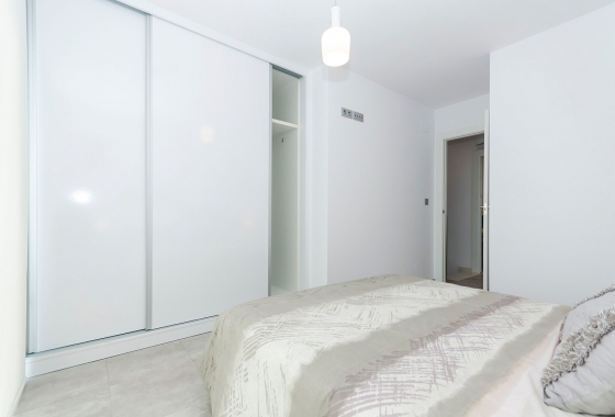 Obra nueva - Adosado - Torrevieja