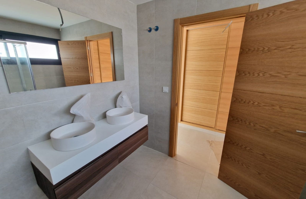 Rynek pierwotny - Villa - Manilva