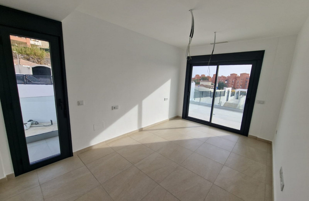 Rynek pierwotny - Villa - Manilva