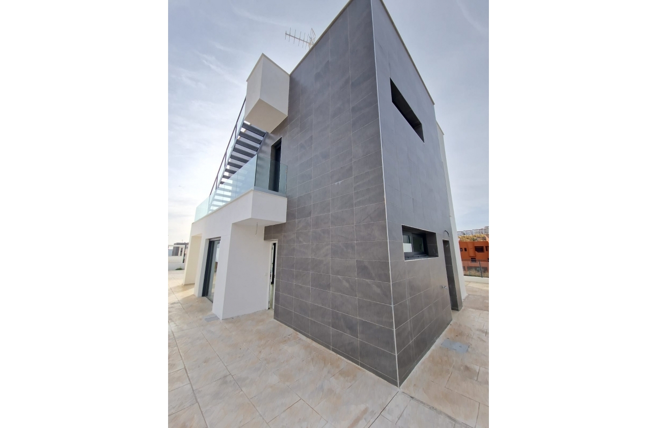 Rynek pierwotny - Villa - Manilva