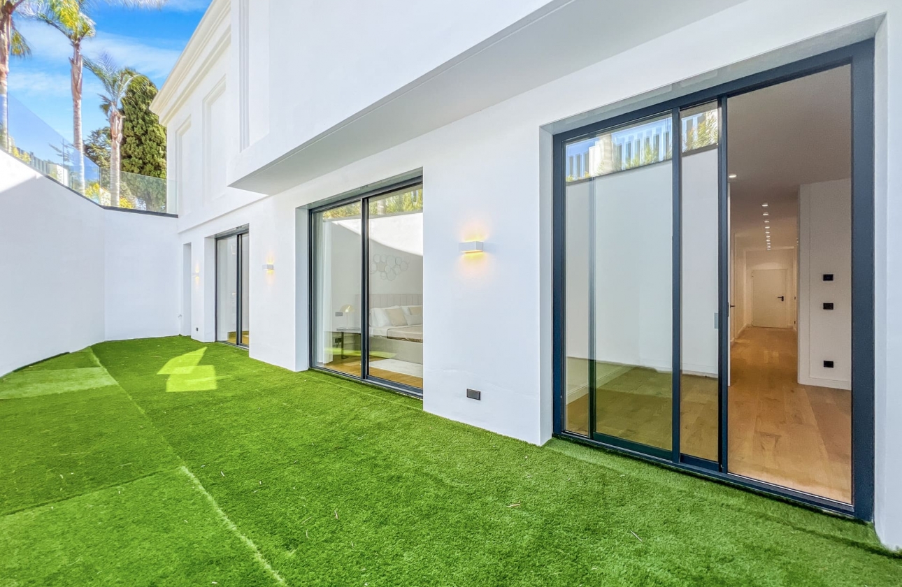 Obra nueva - Villa - Marbella