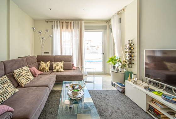 Rynek wtórny - Villa - Orihuela Costa - Lomas de Cabo Roig