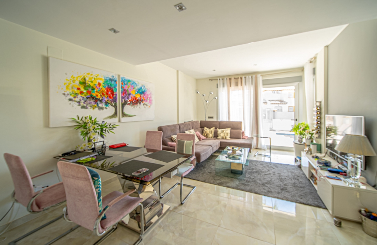 Rynek wtórny - Villa - Orihuela Costa - Lomas de Cabo Roig