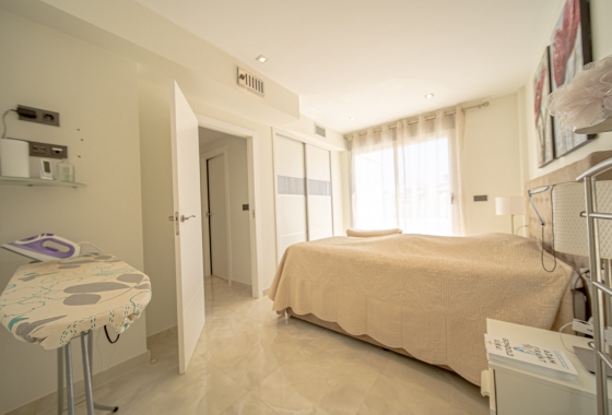 Rynek wtórny - Villa - Orihuela Costa - Lomas de Cabo Roig