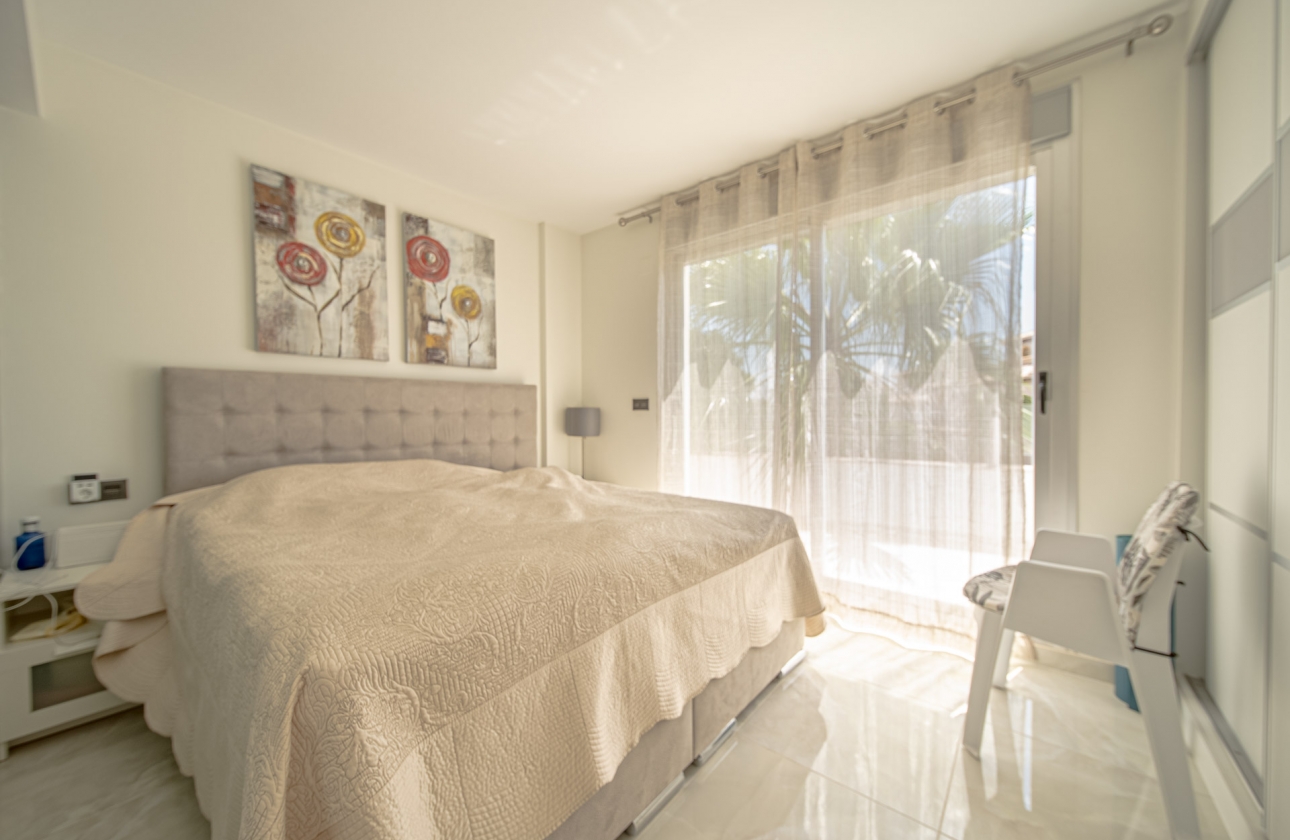 Rynek wtórny - Villa - Orihuela Costa - Lomas de Cabo Roig