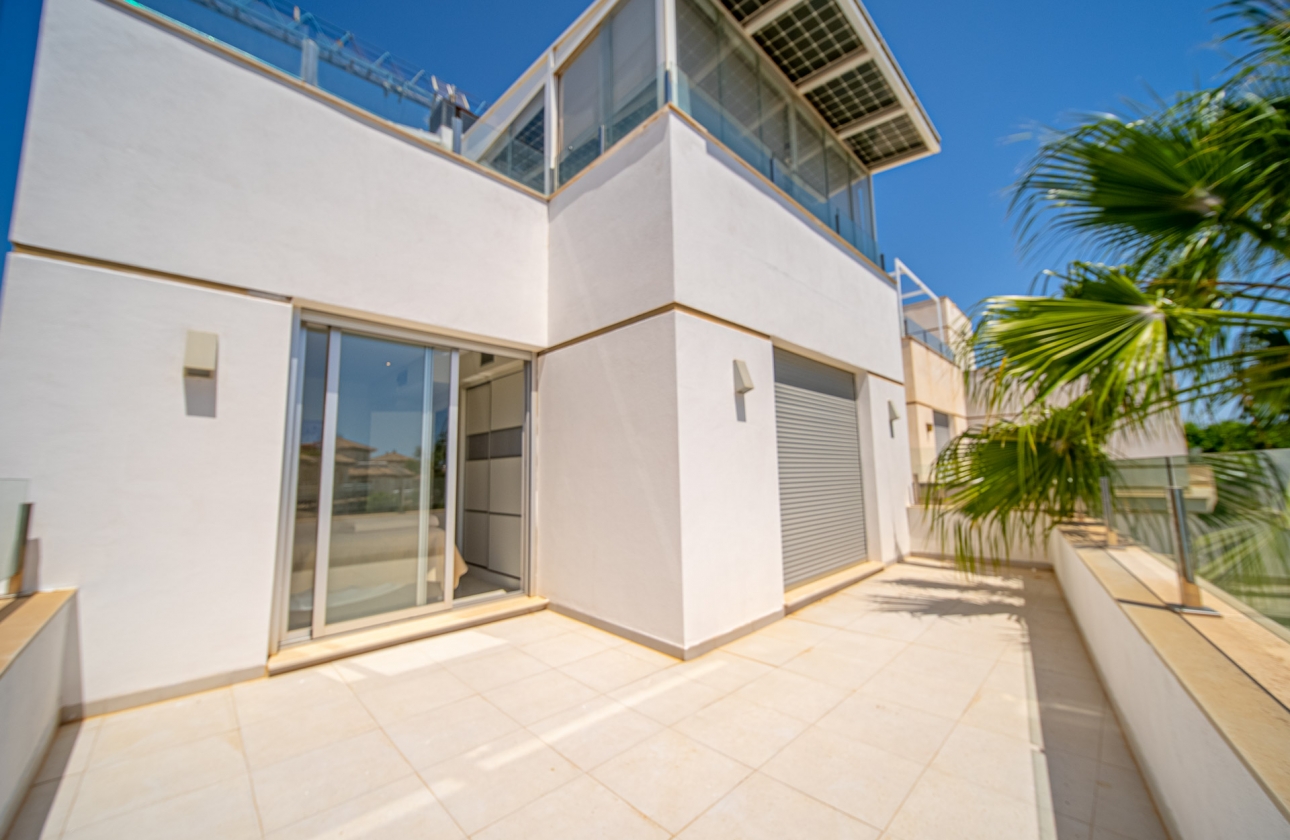 Rynek wtórny - Villa - Orihuela Costa - Lomas de Cabo Roig