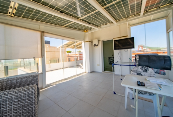 Rynek wtórny - Villa - Orihuela Costa - Lomas de Cabo Roig