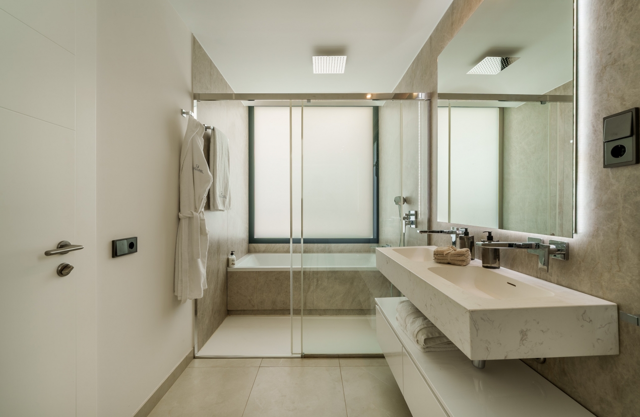 Obra nueva - Villa - Marbella