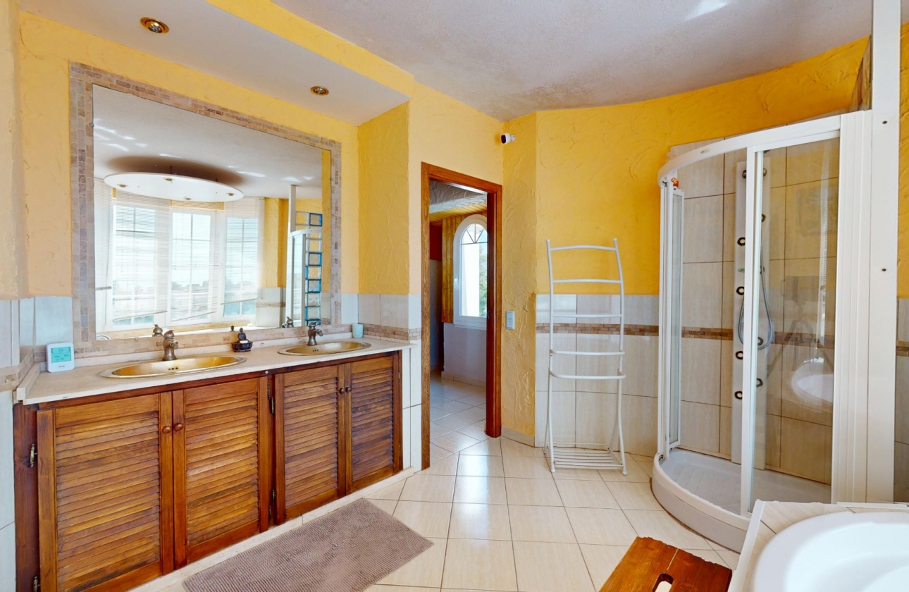 Rynek wtórny - Villa - Orihuela Costa - La Zenia