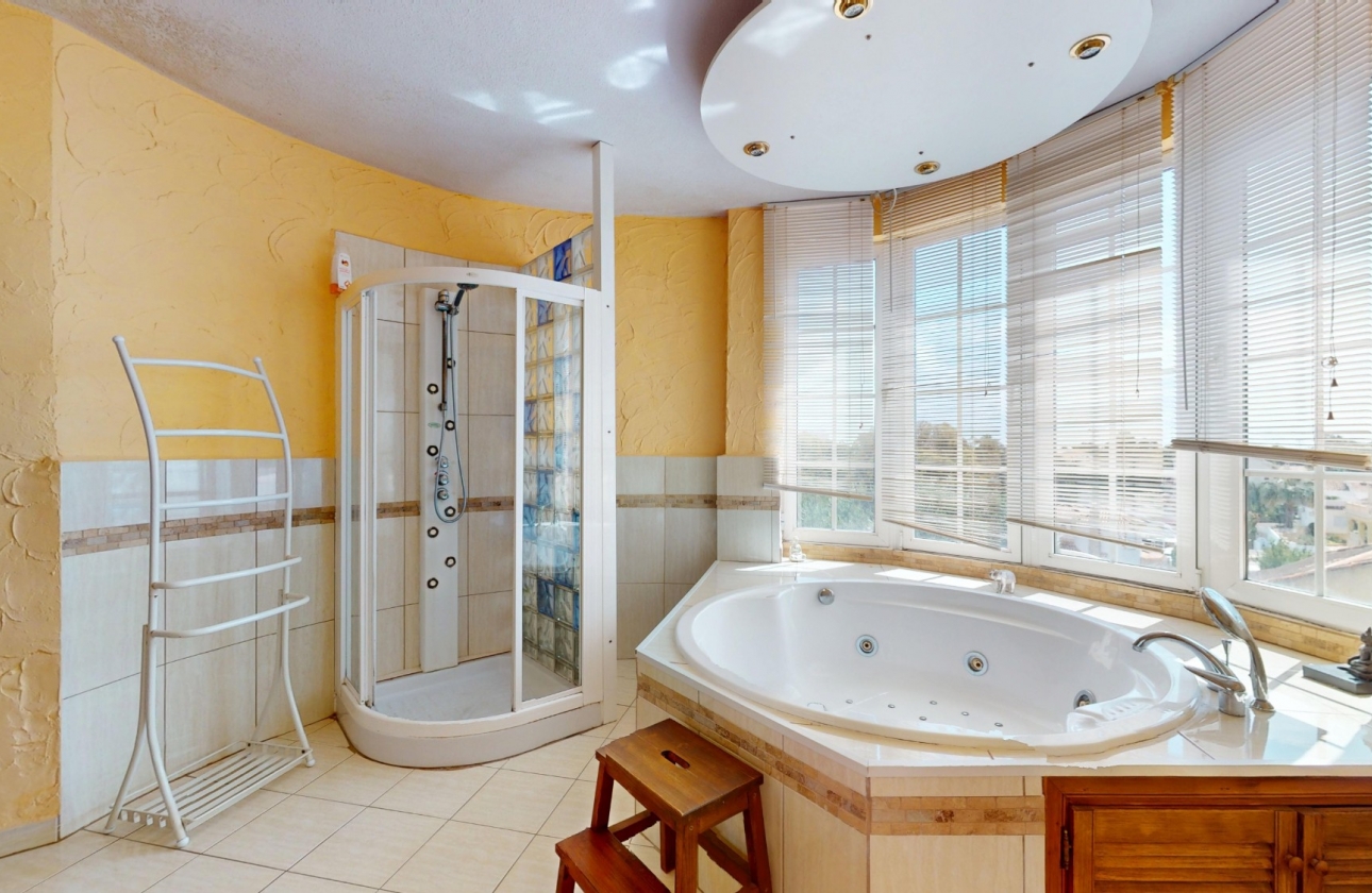 Rynek wtórny - Villa - Orihuela Costa - La Zenia