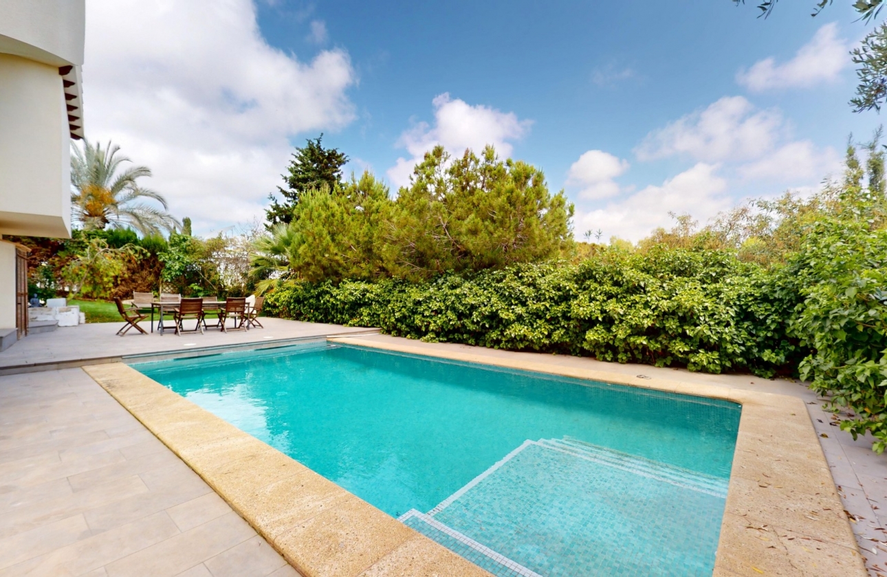 Rynek wtórny - Villa - Orihuela Costa - La Zenia