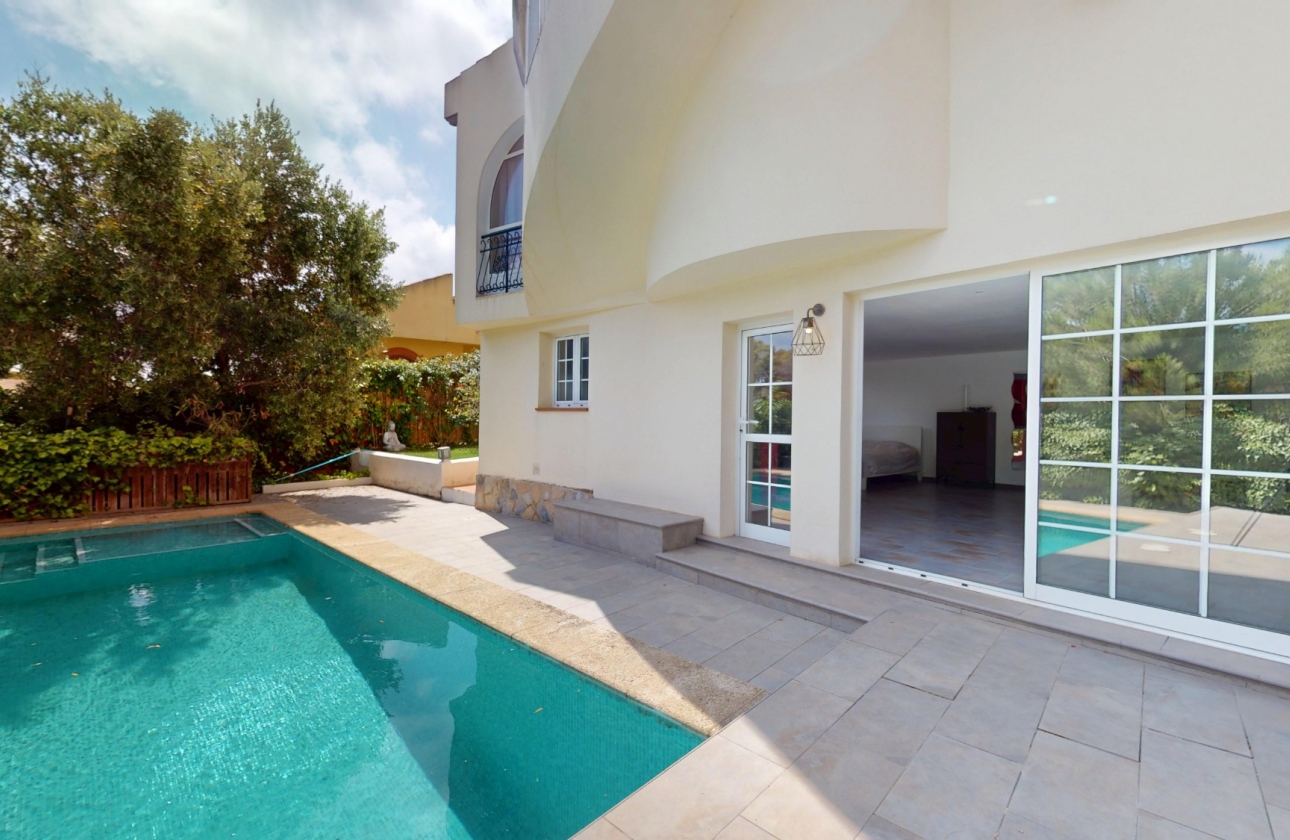 Rynek wtórny - Villa - Orihuela Costa - La Zenia