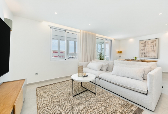 Reventa - Ático - Torrevieja