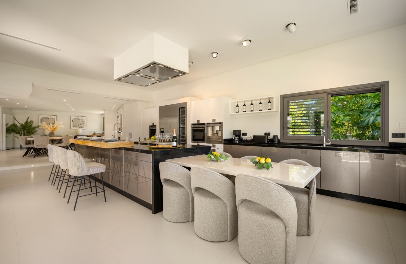 Rynek pierwotny - Villa - Marbella