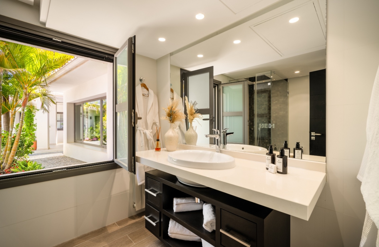 Rynek pierwotny - Villa - Marbella