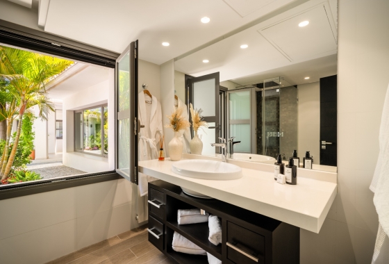 Rynek pierwotny - Villa - Marbella