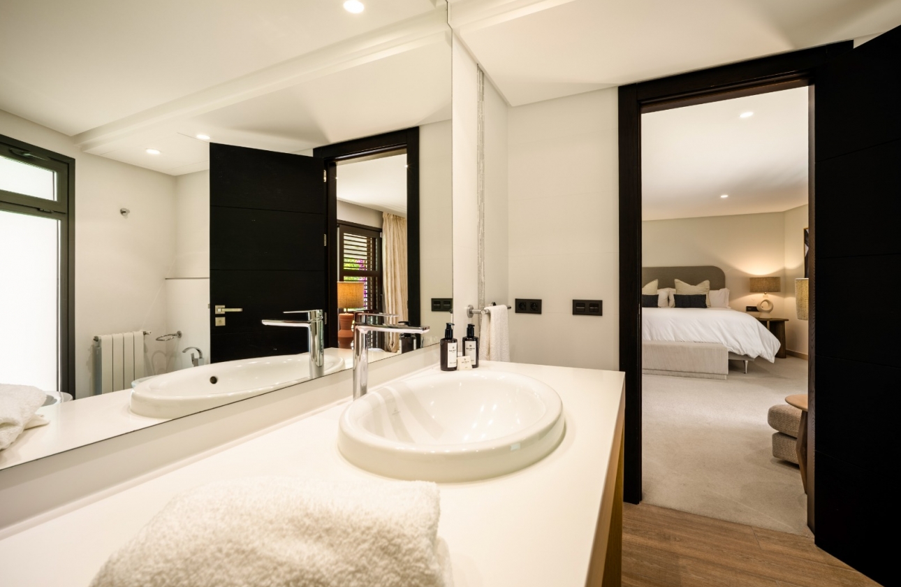 Rynek pierwotny - Villa - Marbella