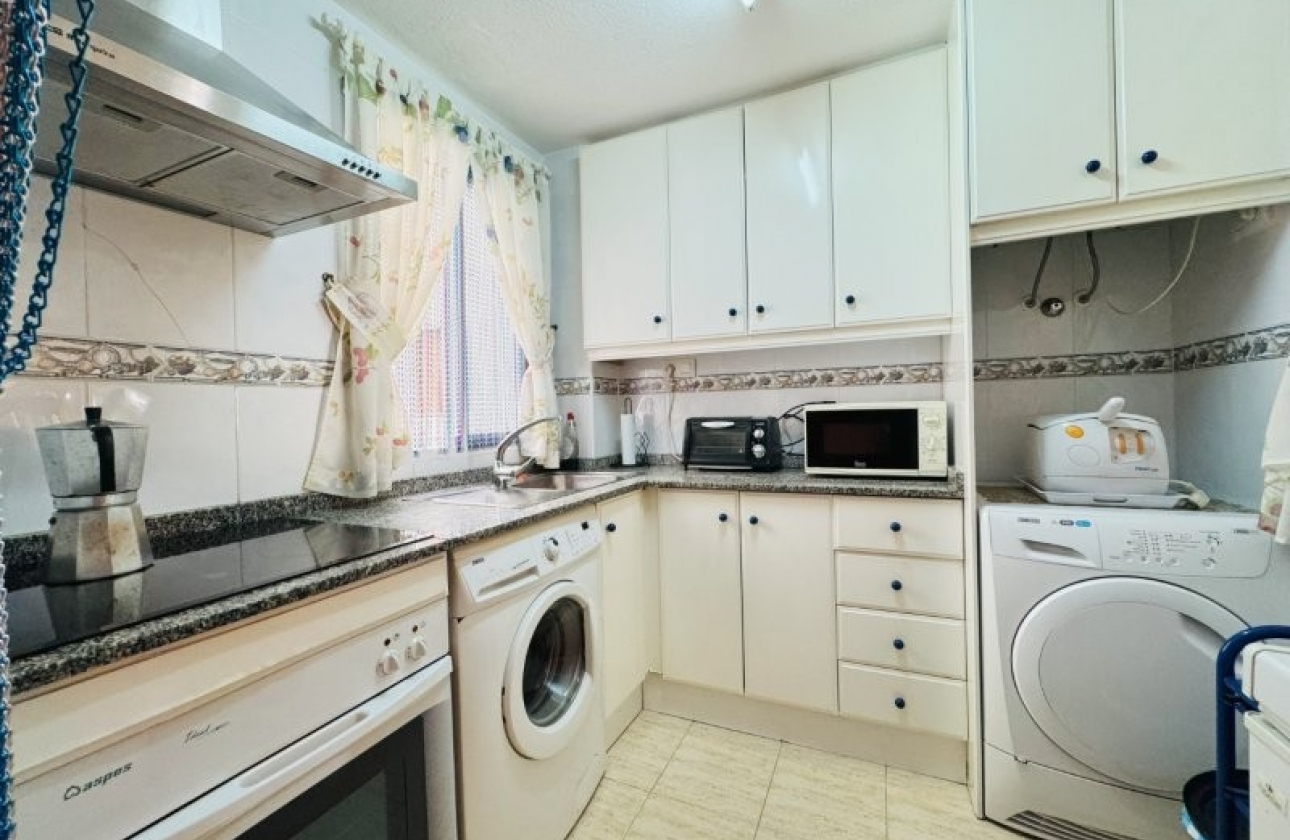 Rynek wtórny - Apartament - Torrevieja - La Mata