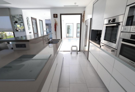 Resale - Villa - Jávea - Monte Olimpo