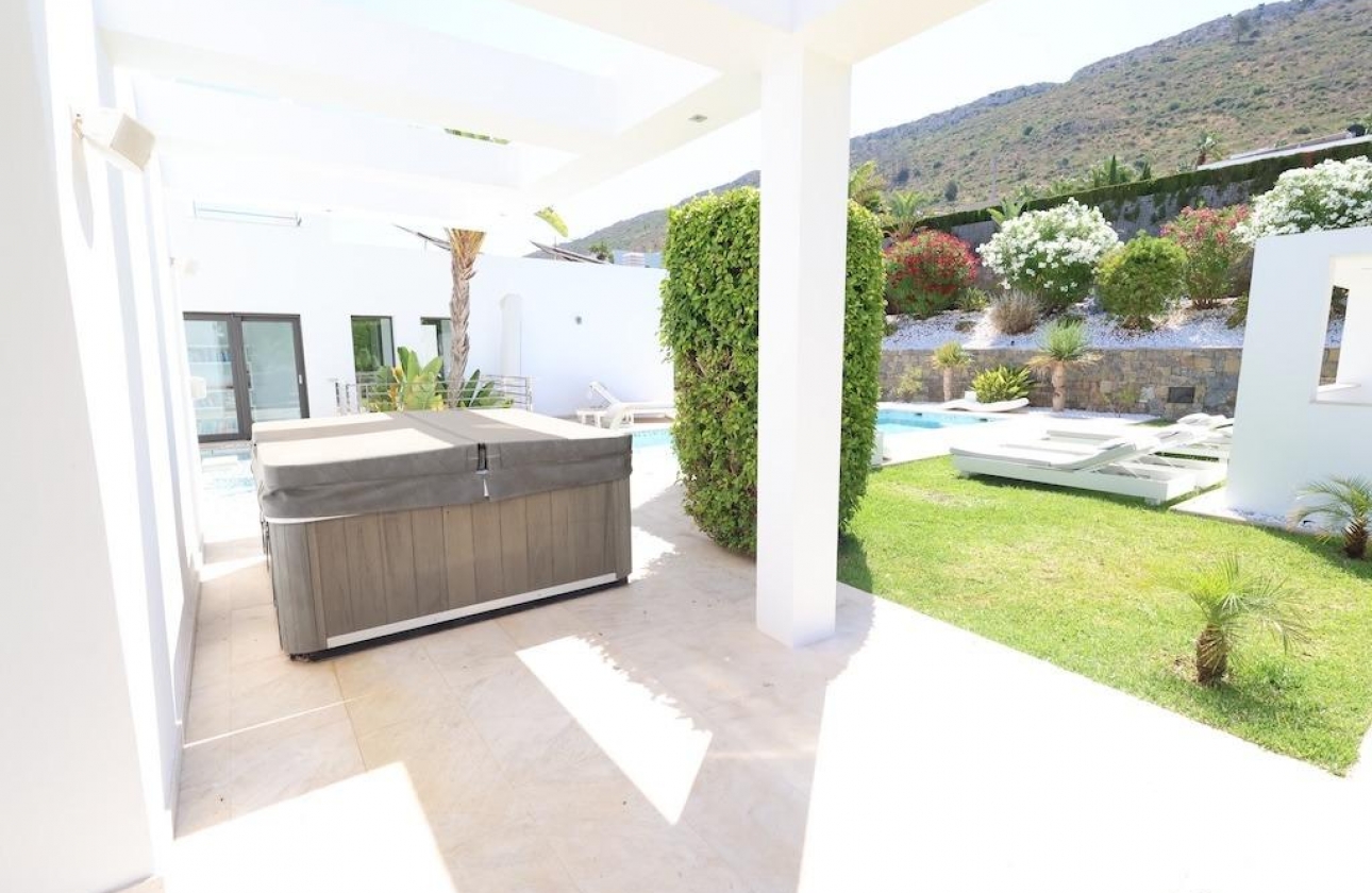 Resale - Villa - Jávea - Monte Olimpo