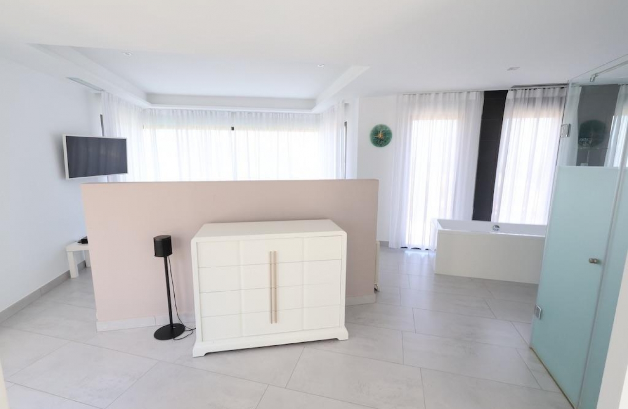 Resale - Villa - Jávea - Monte Olimpo
