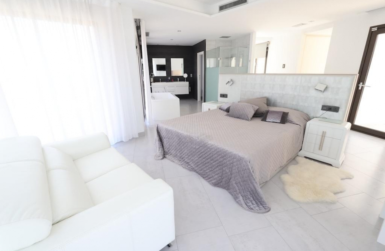 Resale - Villa - Jávea - Monte Olimpo