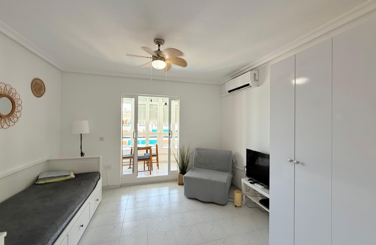 Rynek wtórny - Studio/Kawalerka - Torrevieja - La Mata