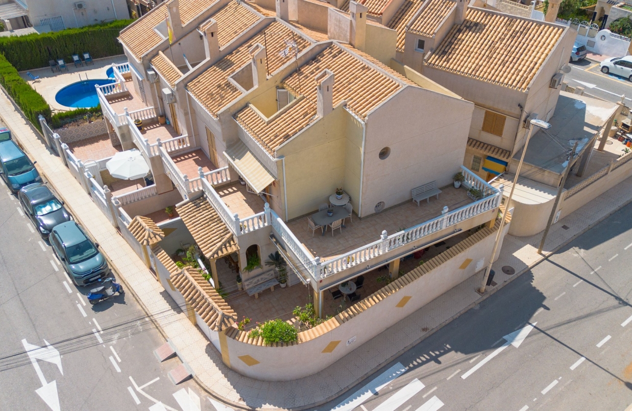 Rynek wtórny - Villa - Torrevieja - Zona los Frutales