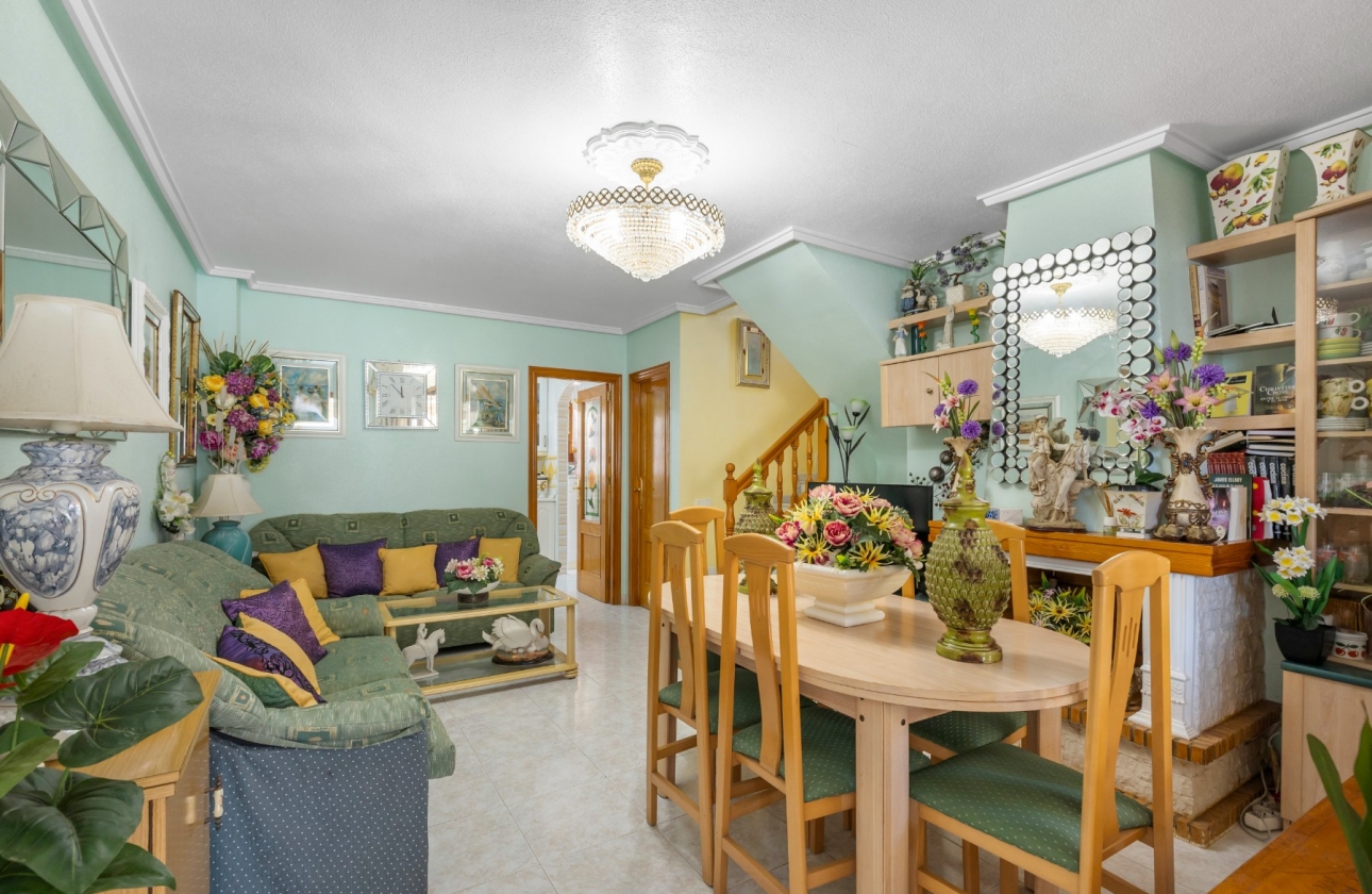 Rynek wtórny - Villa - Torrevieja - Zona los Frutales