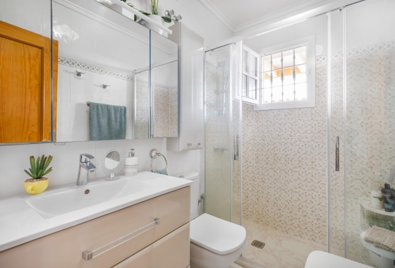 Rynek wtórny - Villa - Torrevieja - Zona los Frutales