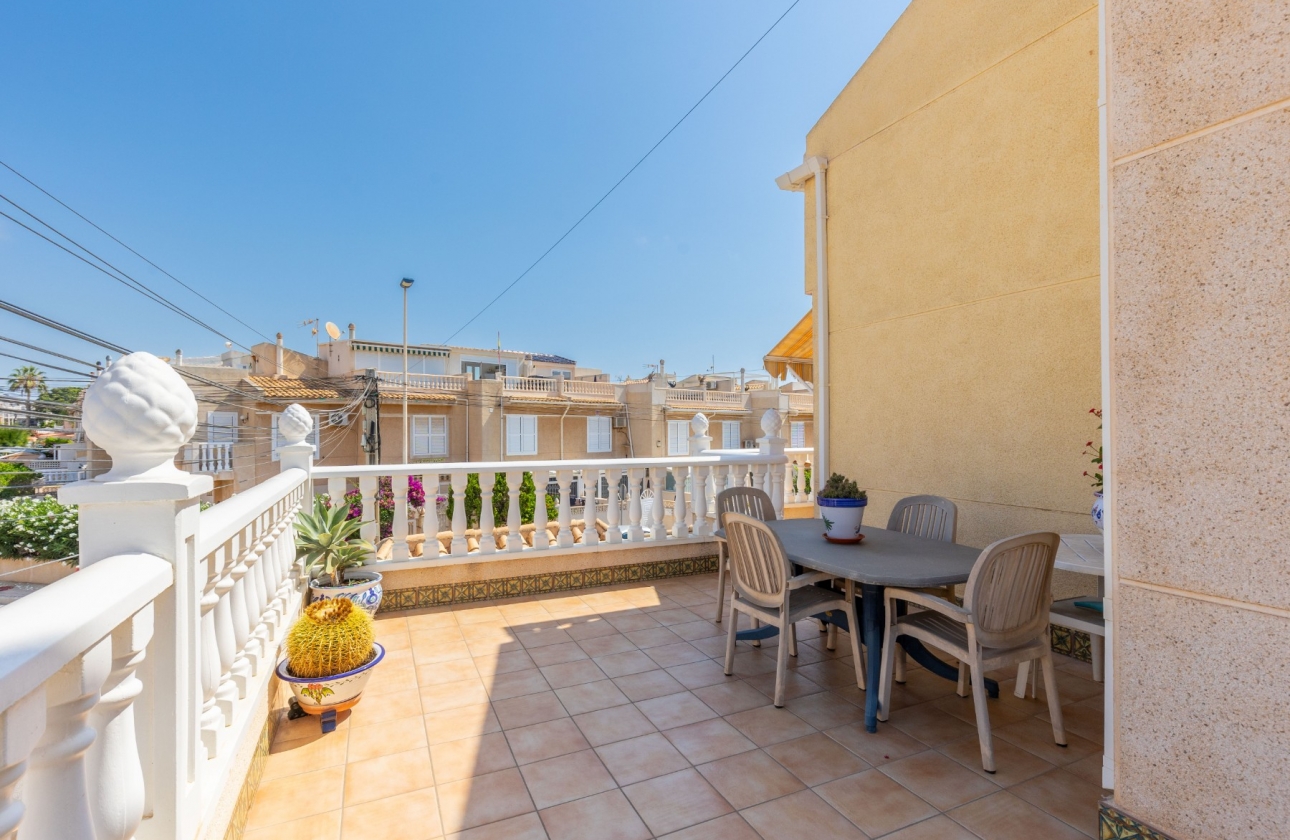 Rynek wtórny - Villa - Torrevieja - Zona los Frutales