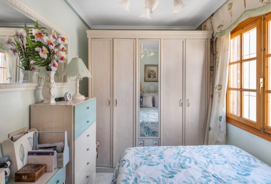 Rynek wtórny - Villa - Torrevieja - Zona los Frutales