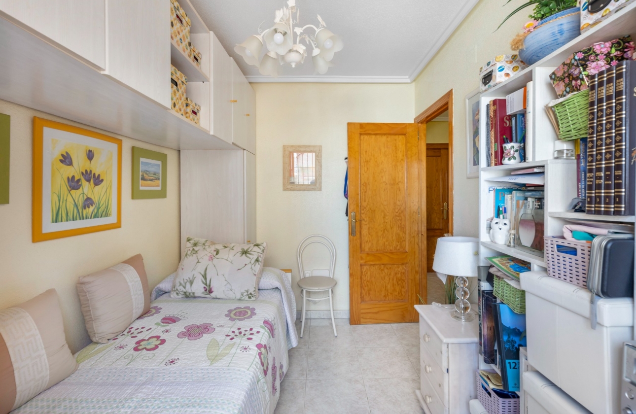 Rynek wtórny - Villa - Torrevieja - Zona los Frutales