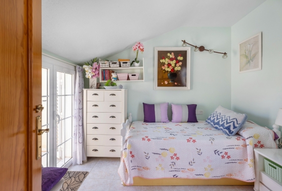 Rynek wtórny - Villa - Torrevieja - Zona los Frutales