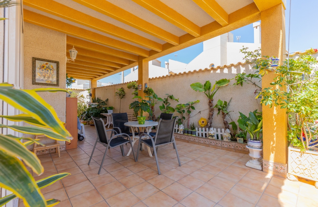 Rynek wtórny - Villa - Torrevieja - Zona los Frutales