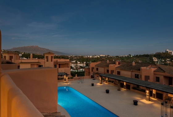 Obra nueva - Apartment - Benahavís