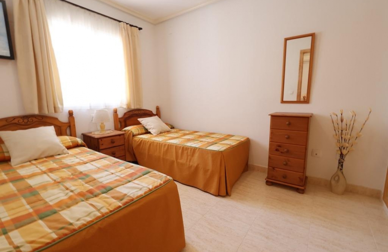 Rynek wtórny - Bungalow - Orihuela Costa - Punta Prima