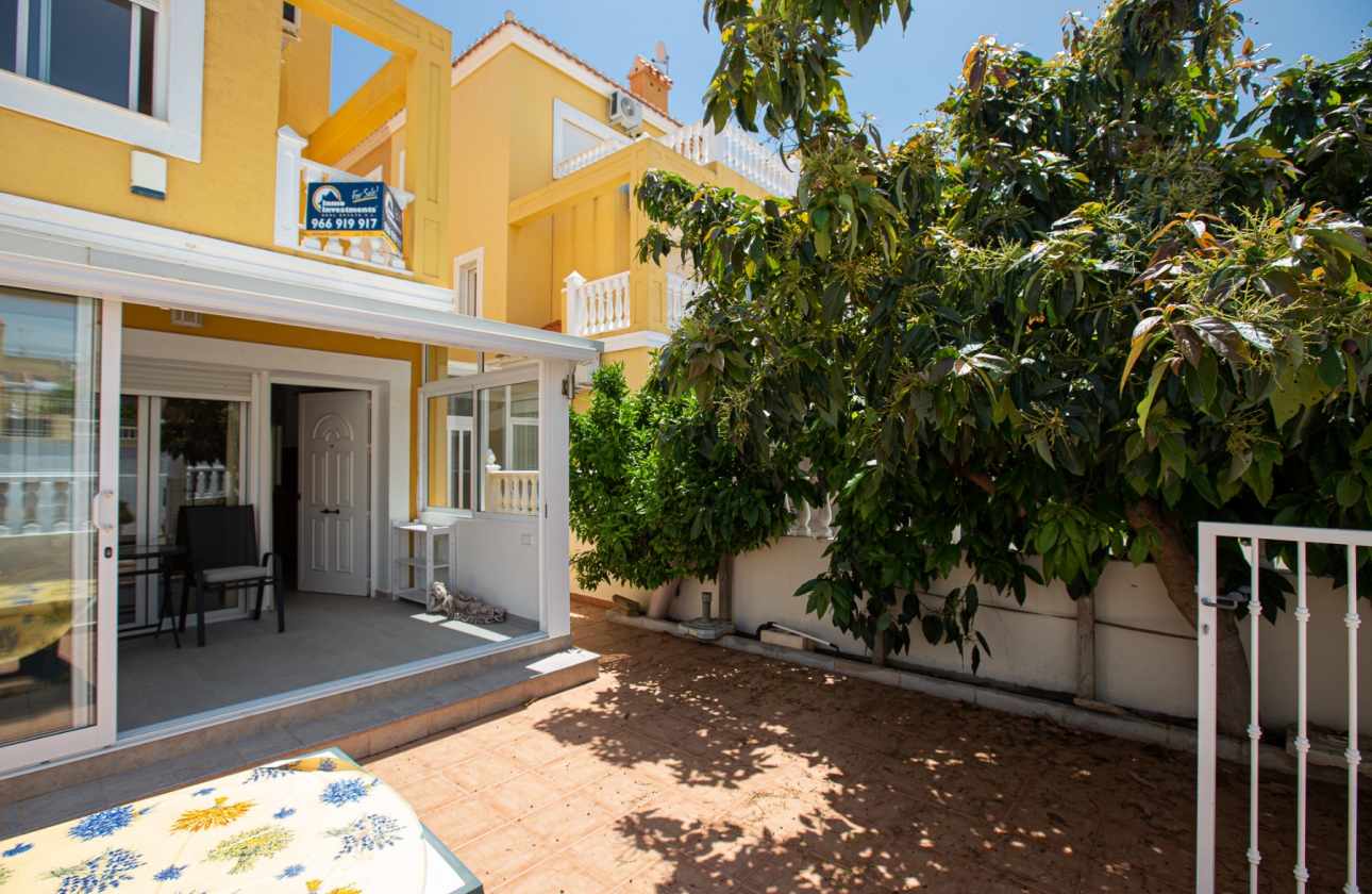 Resale - Townhouse - La Zenia