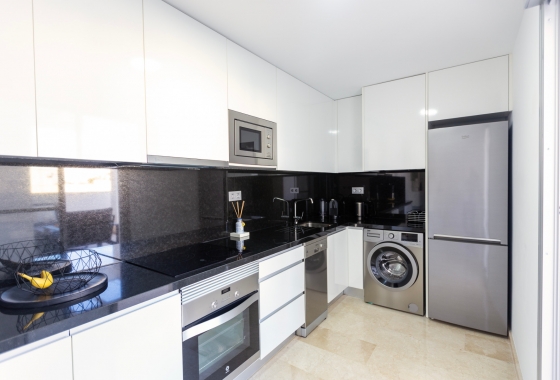Resale - Apartment - Orihuela Costa - Villamartín