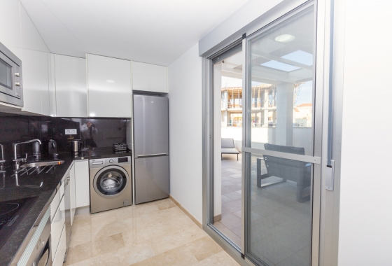 Resale - Apartment - Orihuela Costa - Villamartín
