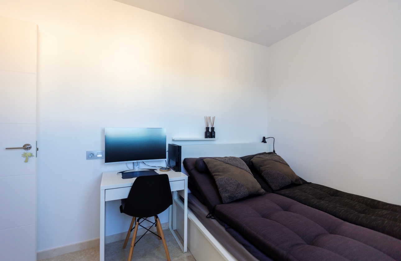 Resale - Apartment - Orihuela Costa - Villamartín