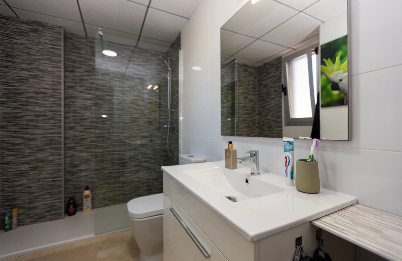 Resale - Apartment - Orihuela Costa - Villamartín