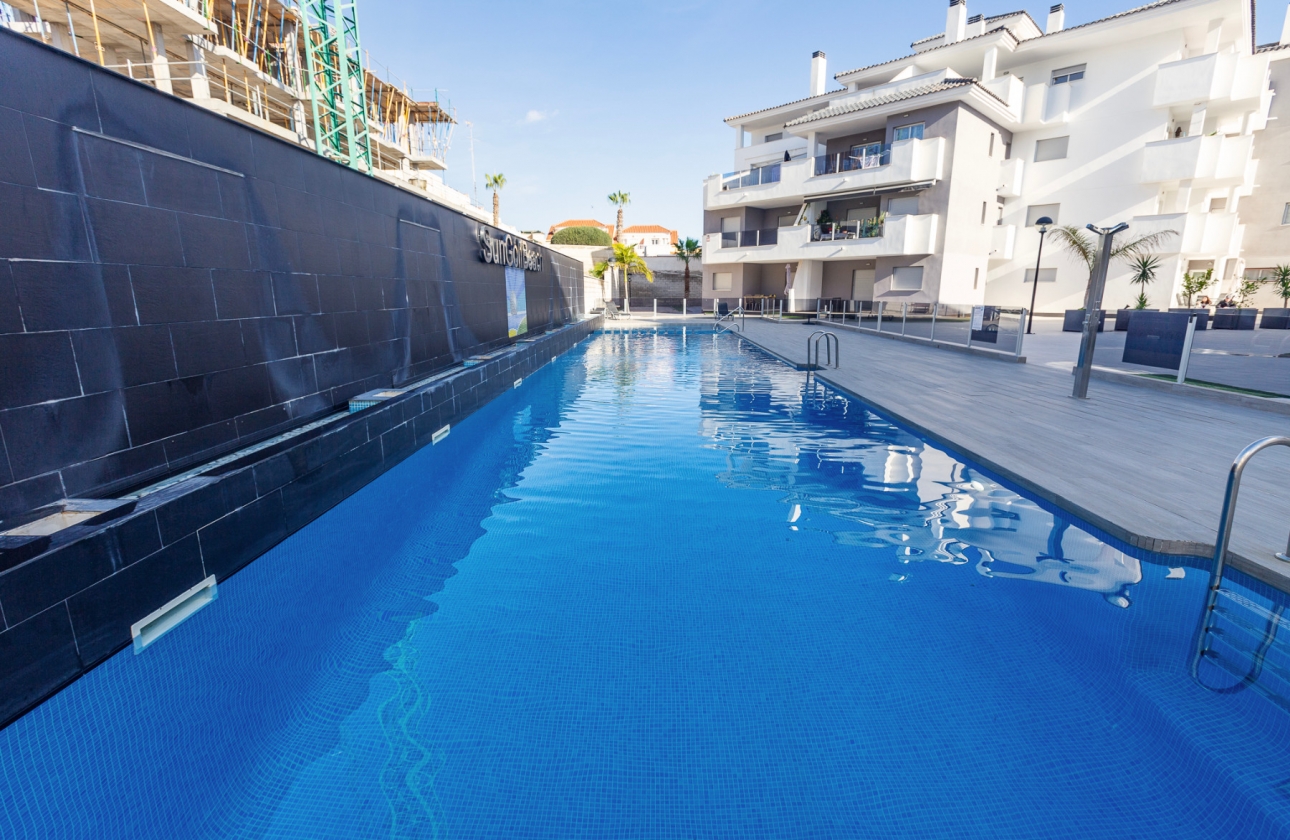 Resale - Apartment - Orihuela Costa - Villamartín